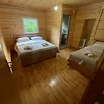 Гостевой дом Bujtina Zemra Tradites 3*