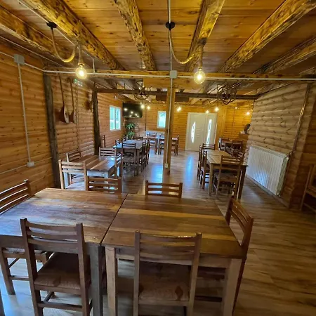 Bujtina Zemra Tradites 3*